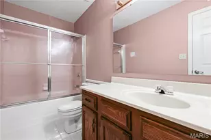 526 Sarah Ln, Creve Coeur, MO 63141 - Photo 40