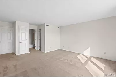 526 Sarah Lane #25, Creve Coeur, MO 63141 - Photo 24