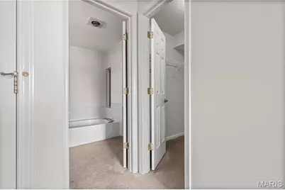 526 Sarah Lane #25, Creve Coeur, MO 63141 - Photo 26