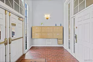 526 Sarah Ln, Creve Coeur, MO 63141 - Photo 44