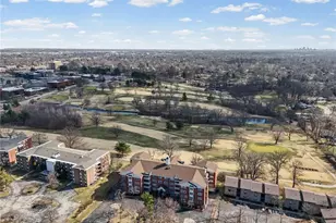 526 Sarah Ln, Creve Coeur, MO 63141 - Photo 48