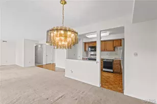 526 Sarah Ln, Creve Coeur, MO 63141 - Photo 18