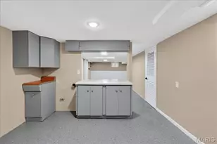 10040 Knollcrest Dr, Saint Louis, MO 63136 - Photo 34