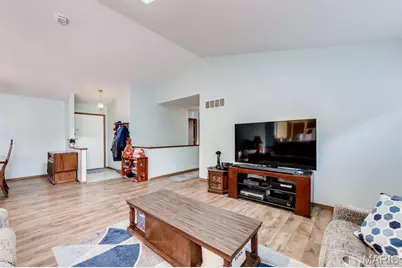 2831 Plum Leaf Circle, Saint Peters, MO 63303 - Photo 8