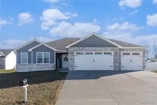 116 Walnut Hill Ct, Washington, MO 63090 - Photo 1
