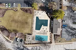 711 Lofty Point Dr, Ballwin, MO 63021 - Photo 28