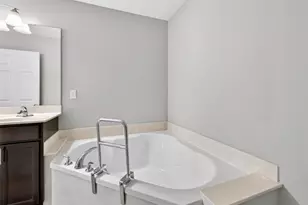 468 Angelique Pl, Saint Charles, MO 63303 - Photo 24