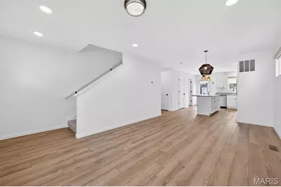 210 Newal Way, O'Fallon, MO 63368 - Photo 6