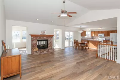 251 Old Chesapeake Drive, Wentzville, MO 63385 - Photo 4