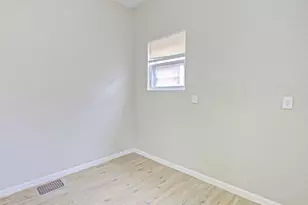 6730 Vermont Ave, Saint Louis, MO 63111 - Photo 4