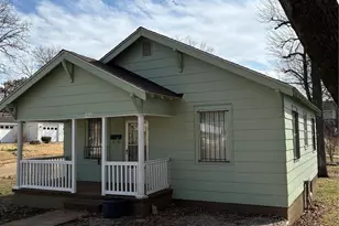 1002 Tremont St, Poplar Bluff, MO 63901 - Photo 2