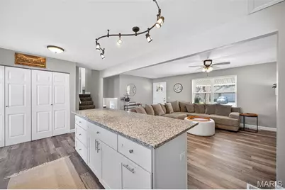 26 Vanguard Drive, Saint Peters, MO 63376 - Photo 8