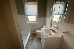 4083 Schiller Pl, Saint Louis, MO 63116 - Photo 8