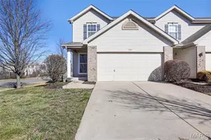 301 Wild Oak Dr, O'Fallon, MO 63368 - Photo 2