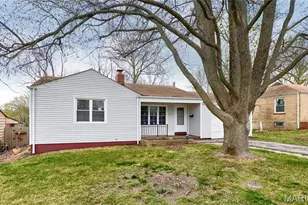 6238 Tyndall Dr, Saint Louis, MO 63134 - Photo 2