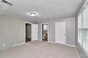 6238 Tyndall Dr, Saint Louis, MO 63134 - Photo 14