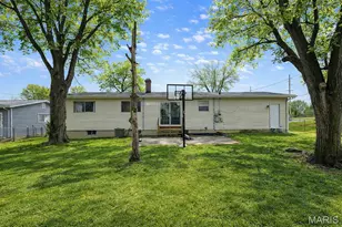 713 Plaza Dr, O'Fallon, MO 63366 - Photo 24