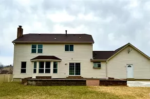 1341 Cherry Glen Ct, Chesterfield, MO 63017 - Photo 2