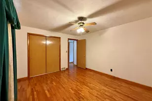 923 Chloe St, Perryville, MO 63775 - Photo 6