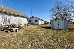 923 Chloe St, Perryville, MO 63775 - Photo 26