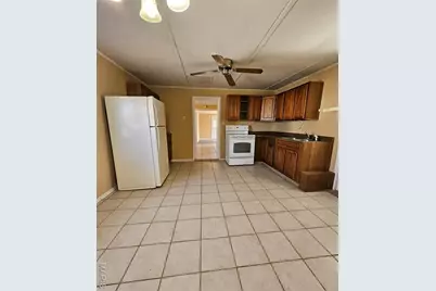 304 N Shelby, Shelbina, MO 63468 - Photo 12