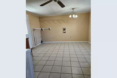304 N Shelby, Shelbina, MO 63468 - Photo 16
