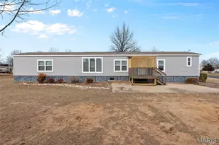 85 Mauna Kea, Fenton, MO 63736 - Photo 1