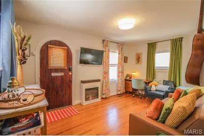 4250 Juniata Street, Saint Louis, MO 63116 - Photo 4