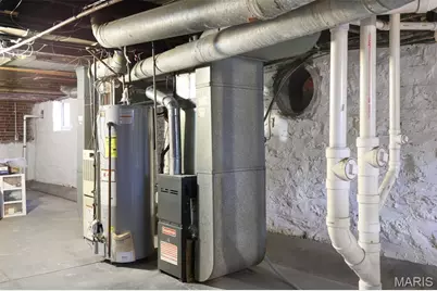 1030 Commodore Drive, Richmond Heights, MO 63117 - Photo 12