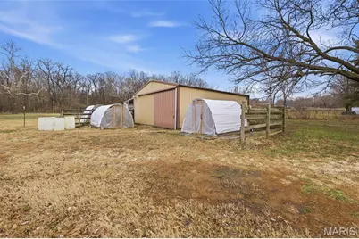 1436 Teson Road, Hazelwood, MO 63042 - Photo 38