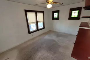 6906 Leedale Dr, Velda Village Hills, MO 63121 - Photo 8