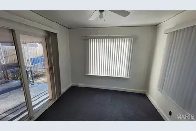 6906 Leedale Drive, Velda Village Hills, MO 63121 - Photo 18