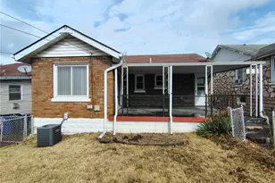 6906 Leedale Dr, Velda Village Hills, MO 63121 - Photo 2