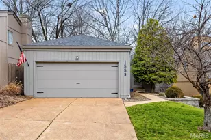 1559 Beacon Woods Ct, Manchester, MO 63021 - Photo 2