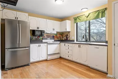 1559 Beacon Woods Court, Manchester, MO 63021 - Photo 10