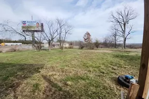 25492 Pennington Dr, Lebanon, MO 65536 - Photo 4