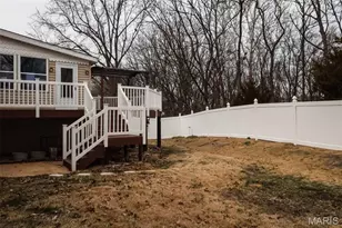 2111 Chatport Rd, Oakville, MO 63129 - Photo 24