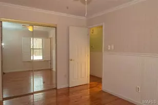 2111 Chatport Rd, Oakville, MO 63129 - Photo 10