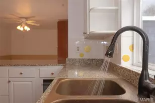 2111 Chatport Rd, Oakville, MO 63129 - Photo 16