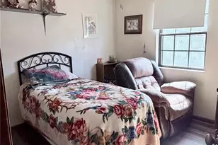 708 Yale St, Farmington, MO 63640 - Photo 6