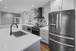 10824 Galena Ct, Saint Louis, MO 63123 - Photo 6