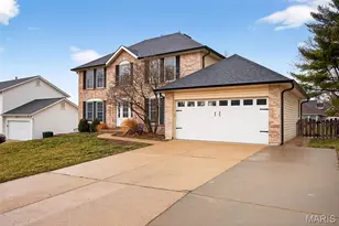 5049 Castle Douglas Dr, Saint Peters, MO 63304 - Photo 2