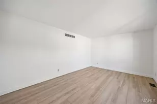 11658 Jaquetta Ct, Maryland Heights, MO 63043 - Photo 4
