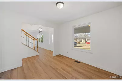 11658 Jaquetta Court, Maryland Heights, MO 63043 - Photo 6