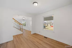 11658 Jaquetta Ct, Maryland Heights, MO 63043 - Photo 6