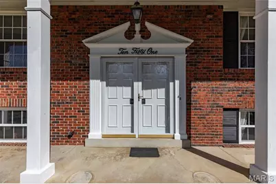 1051 Briarhurst Drive, Manchester, MO 63021 - Photo 2