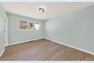 1585 Pepperhill Drive, Florissant, MO 63033 - Photo 18