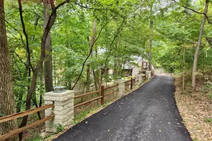 832 Stone Bridge Springs Dr, Wildwood, MO 63005 - Photo 2