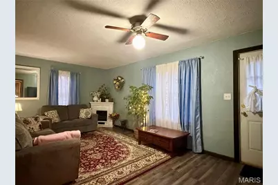 28 Greenwood Drive, Lebanon, MO 65536 - Photo 2