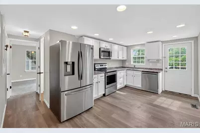 10730 Wurdack Avenue, Saint Louis, MO 63114 - Photo 12